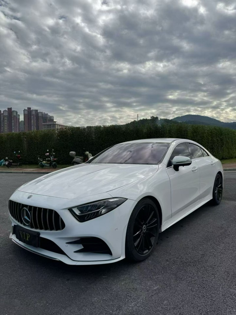 云浮21年奔驰CLS4