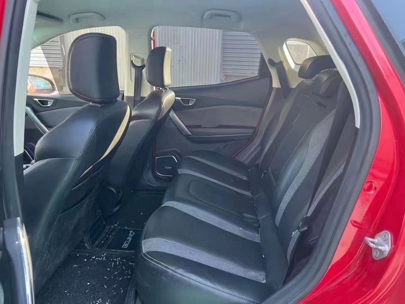 临沂22年北汽制造EX34