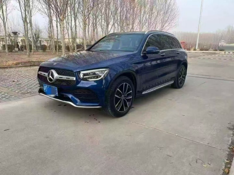 济宁22年奔驰GLC3