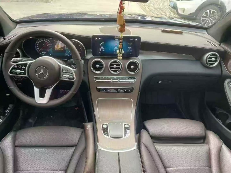 济宁22年奔驰GLC4