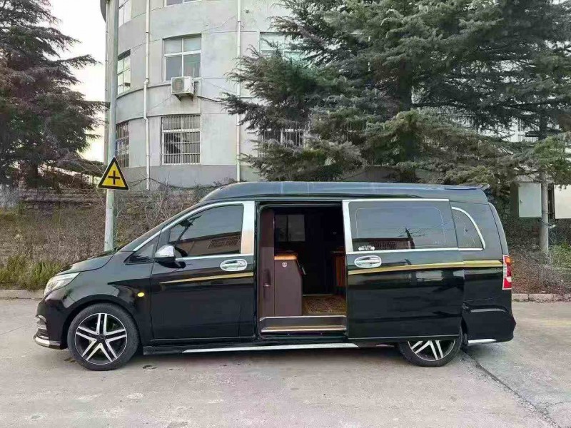 枣庄20年奔驰威霆3