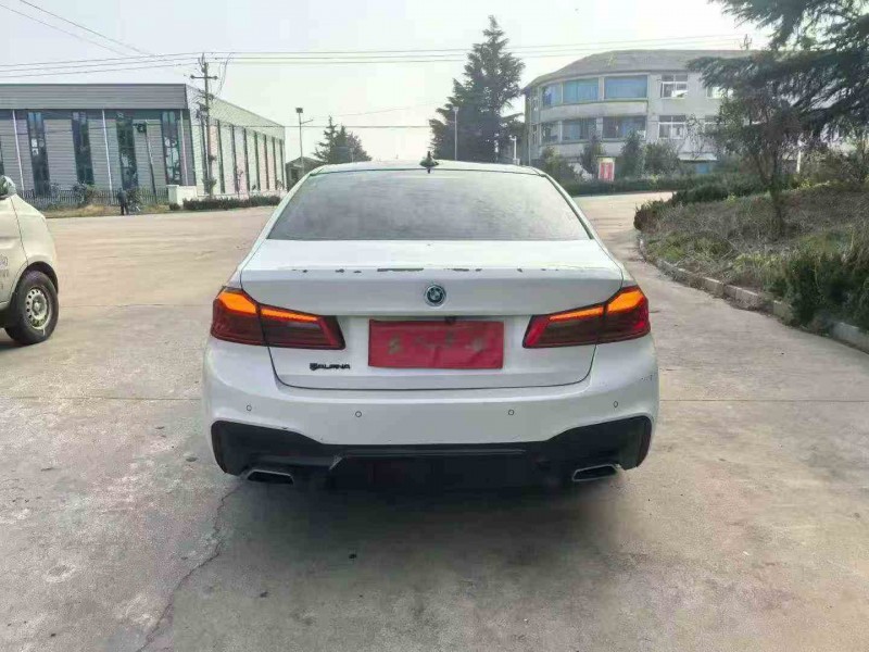 烟台20年宝马5系9