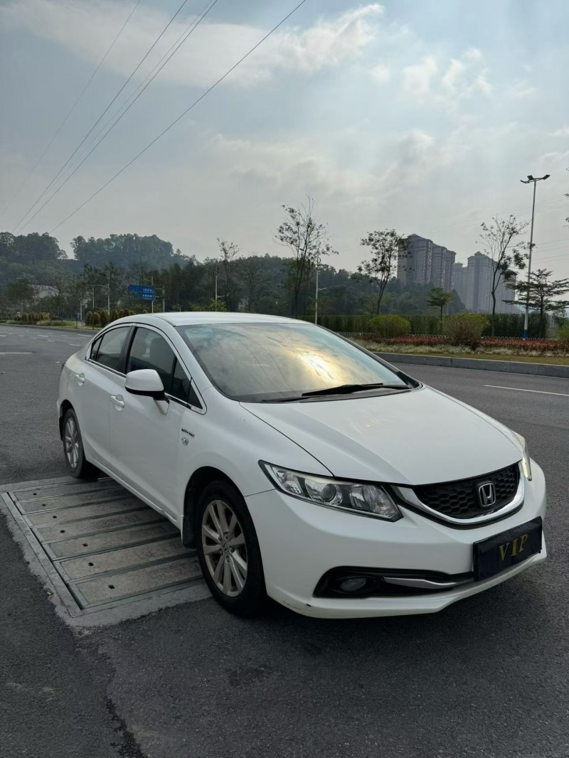 云浮16年本田思域2