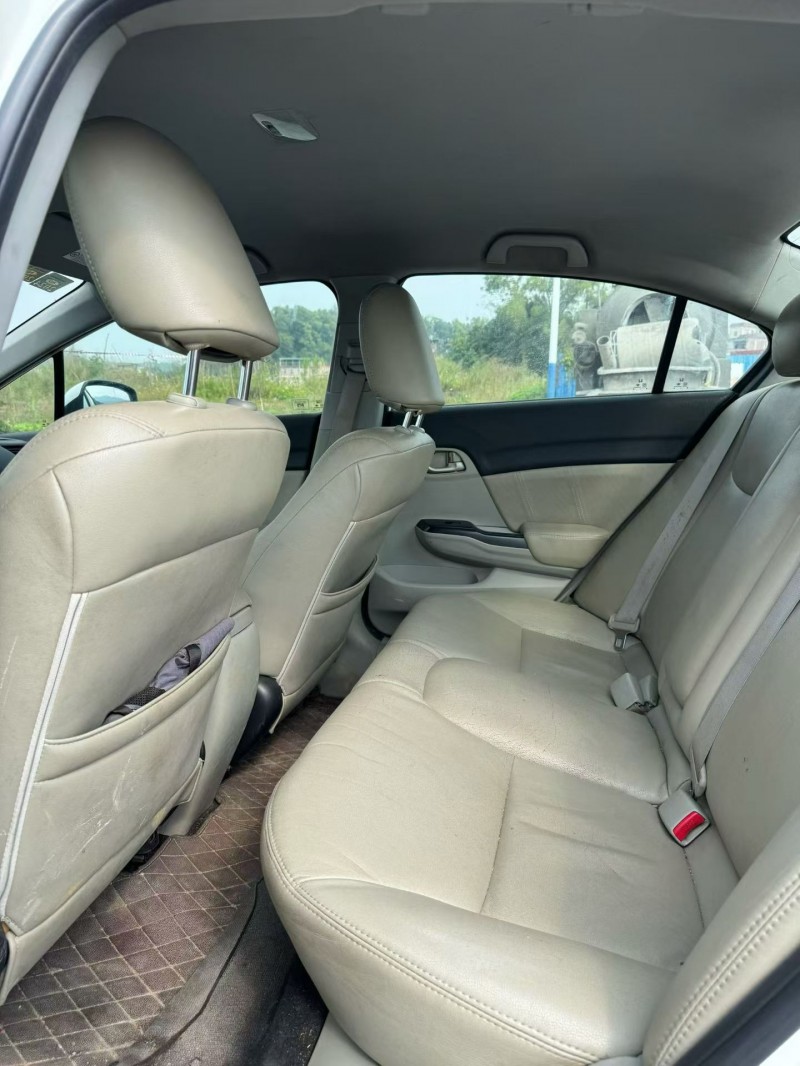 云浮16年本田思域5