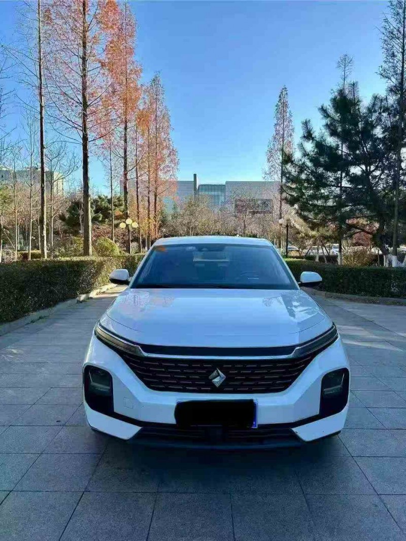 济宁21年宝骏RC51