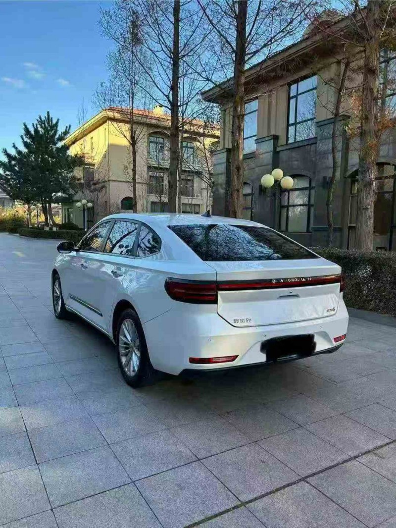 济宁21年宝骏RC57