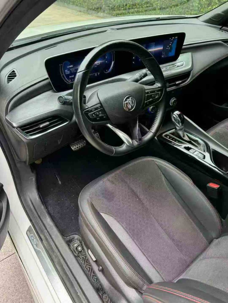 淄博22年别克威朗6