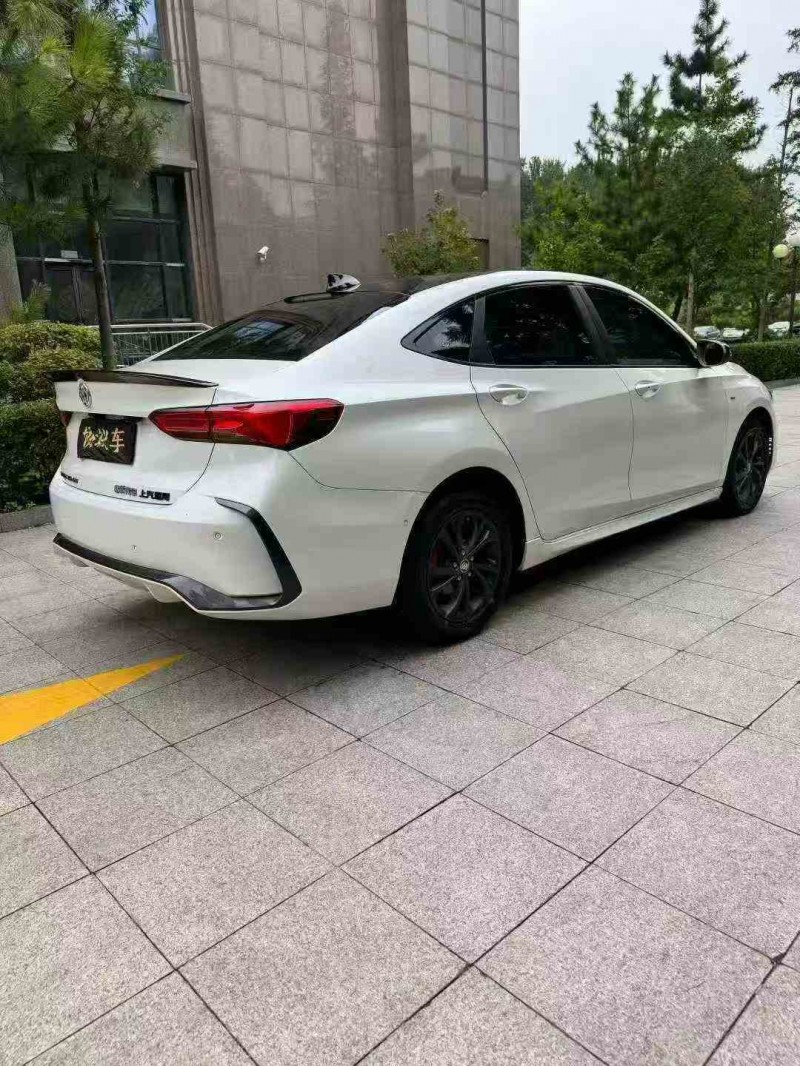 淄博22年别克威朗9