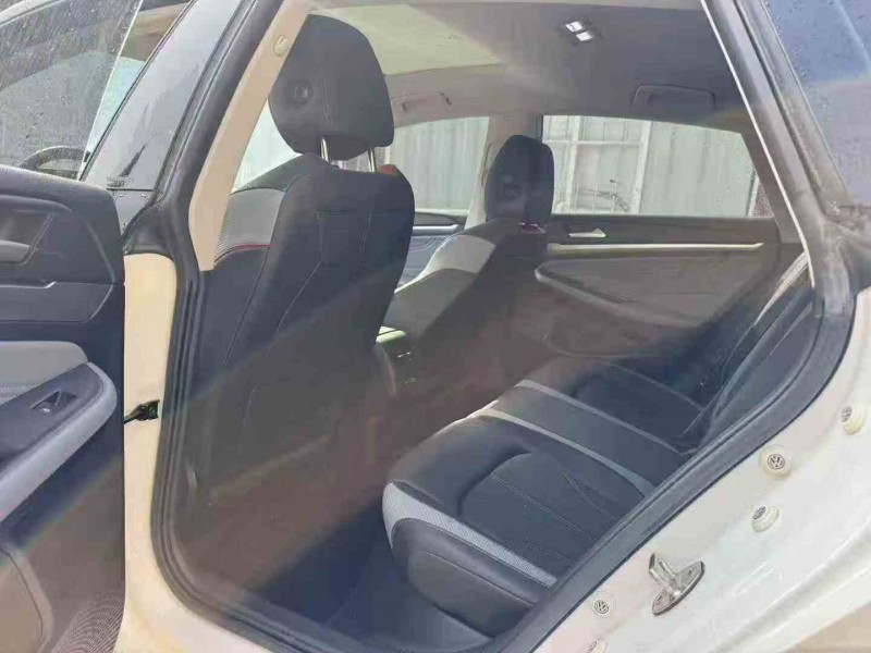 连云港23年大众凌渡6