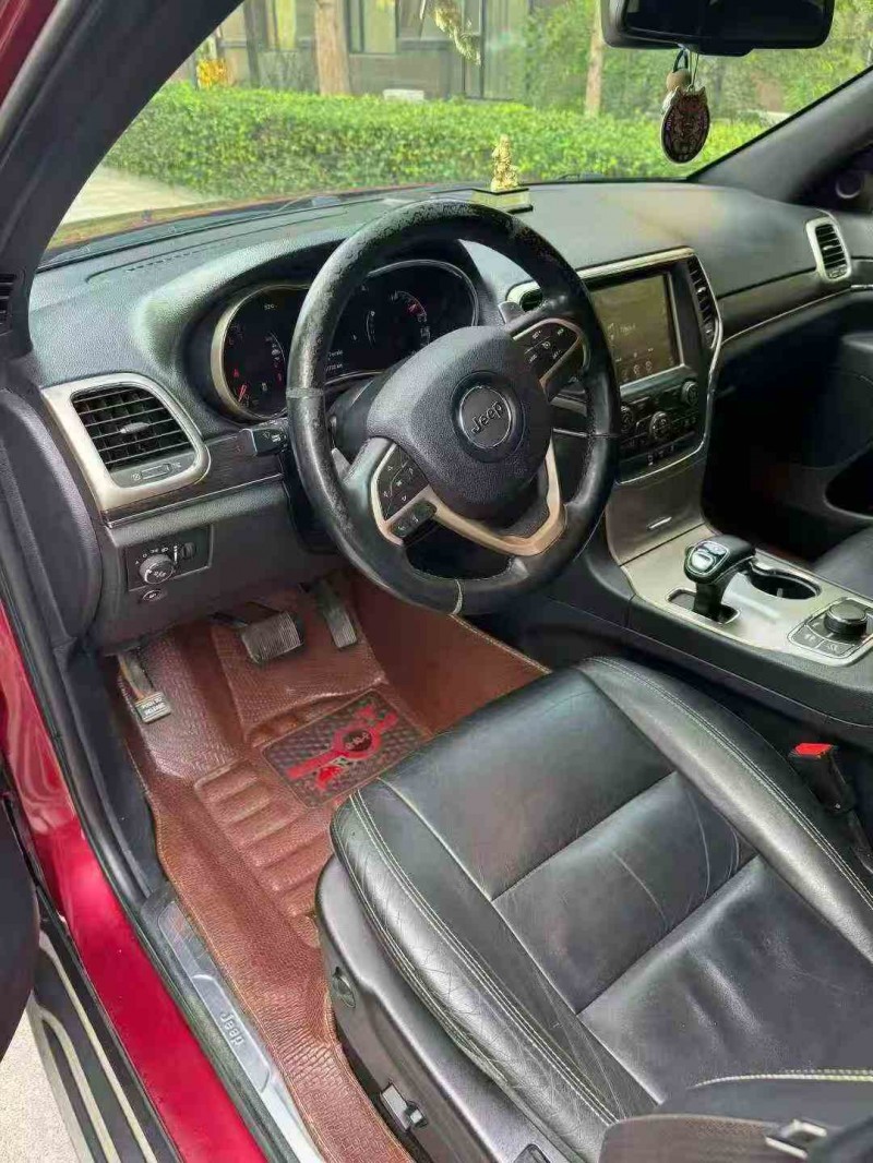 潍坊15年Jeep大切诺基4