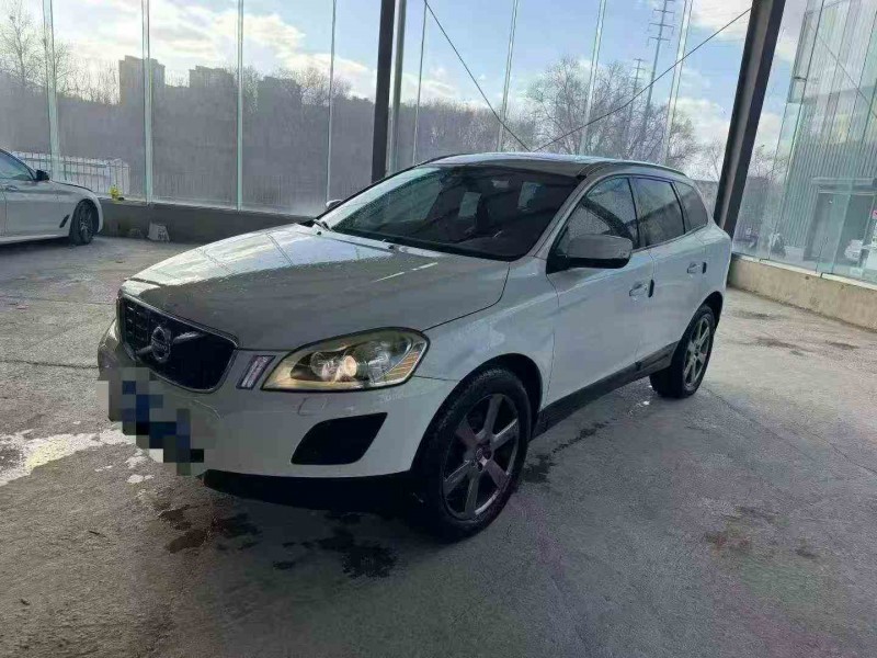 潍坊13年沃尔沃XC602