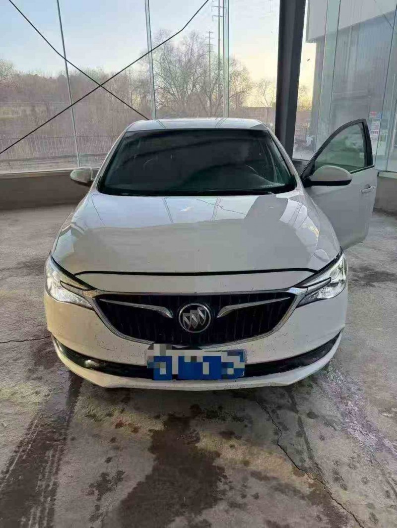 东营18年别克英朗1