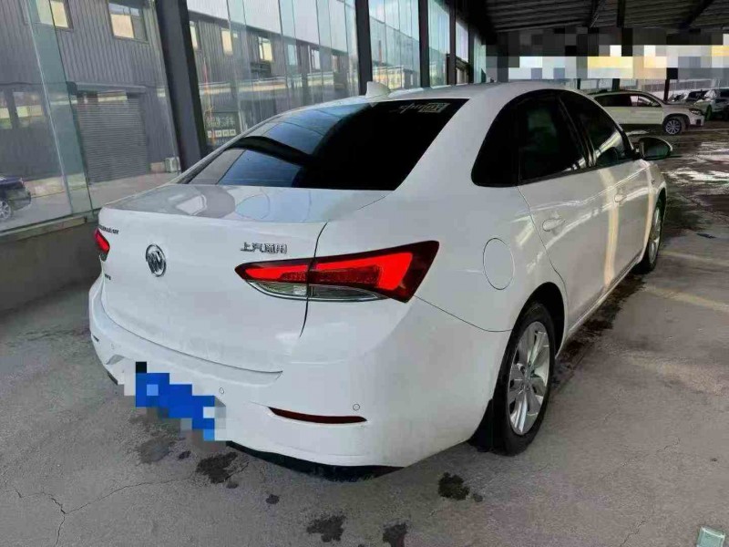 东营18年别克英朗7