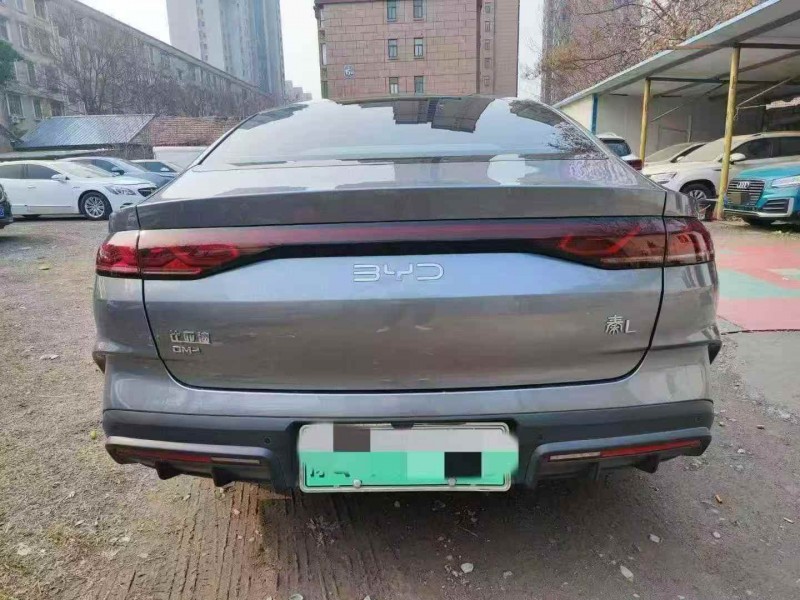 洛阳25年比亚迪秦9