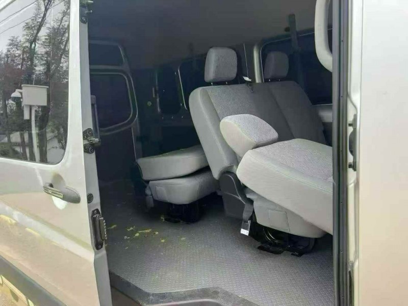 青岛23年福田图雅诺8