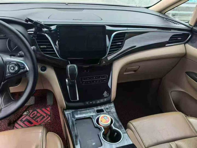 潍坊19年别克GL84