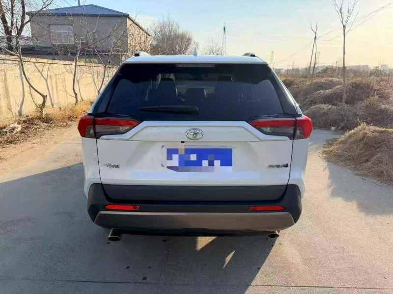 枣庄20年丰田RAV4荣放9
