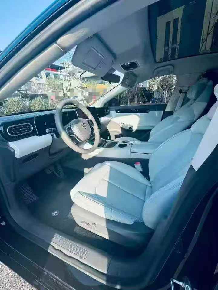 九江25年零跑汽车C015