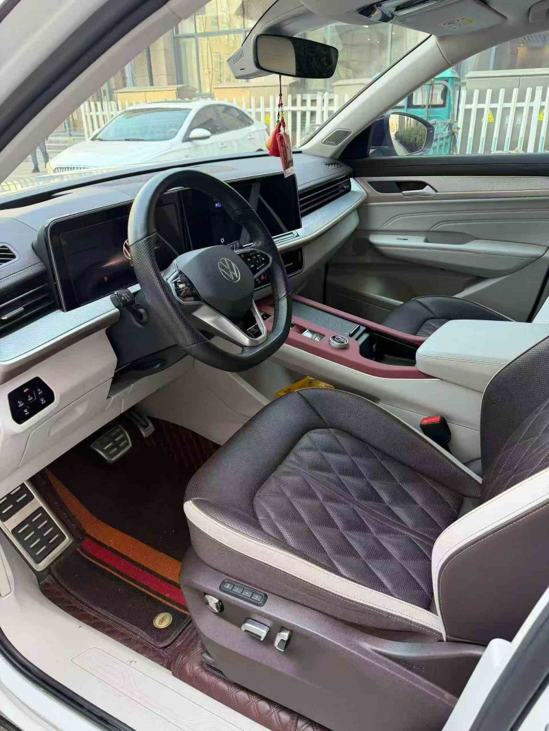 济宁22年大众揽巡5