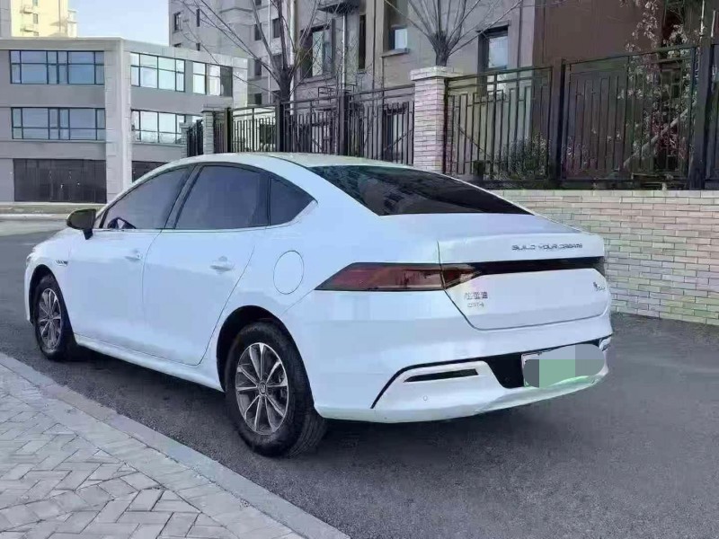 保定24年比亚迪秦6