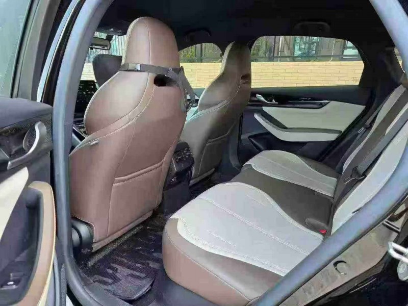 保定24年比亚迪秦4