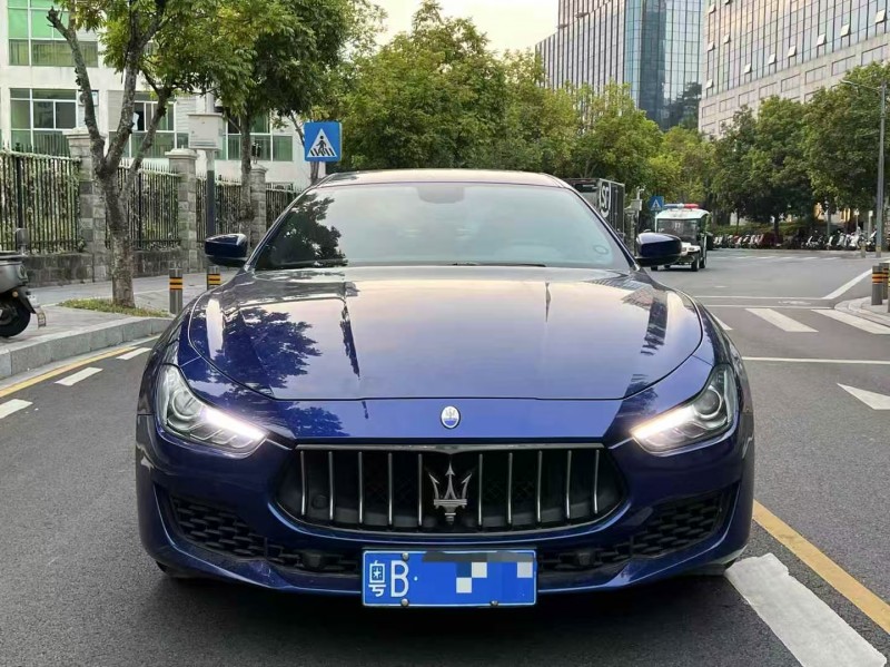 深圳22年玛莎拉蒂Ghibli1