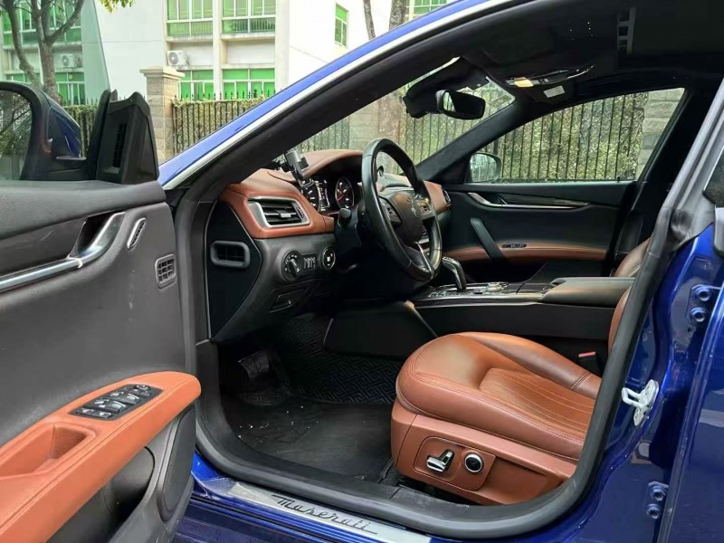 深圳22年玛莎拉蒂Ghibli3