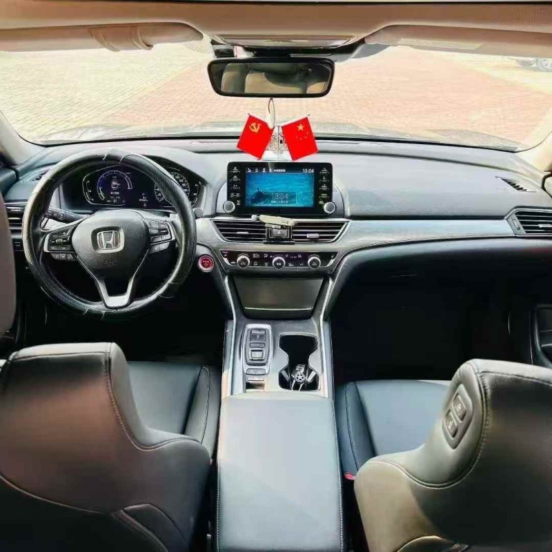 青岛21年本田雅阁5