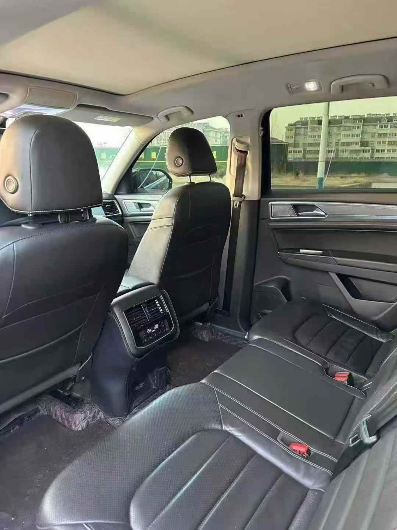 潍坊19年大众途昂4