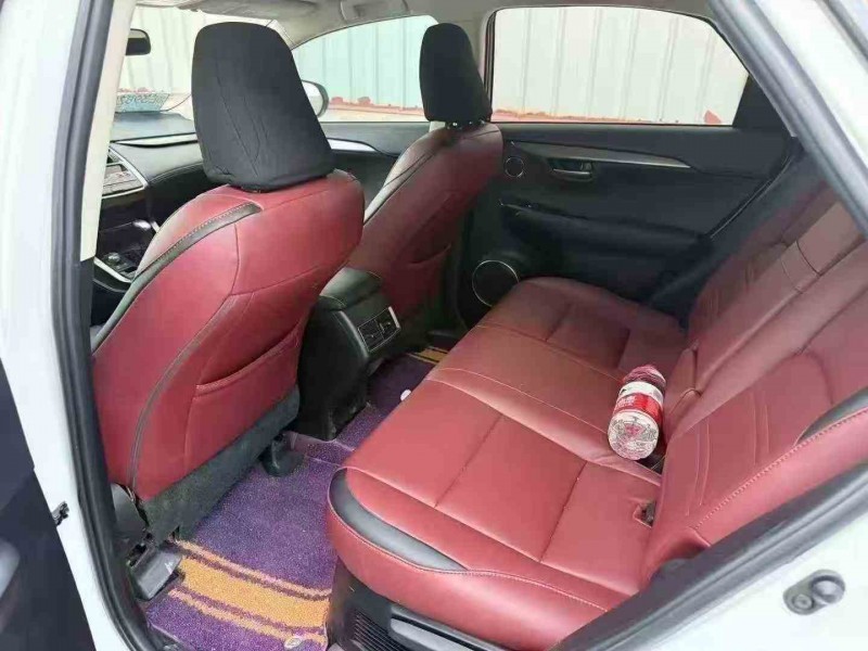 济宁21年雷克萨斯NX5