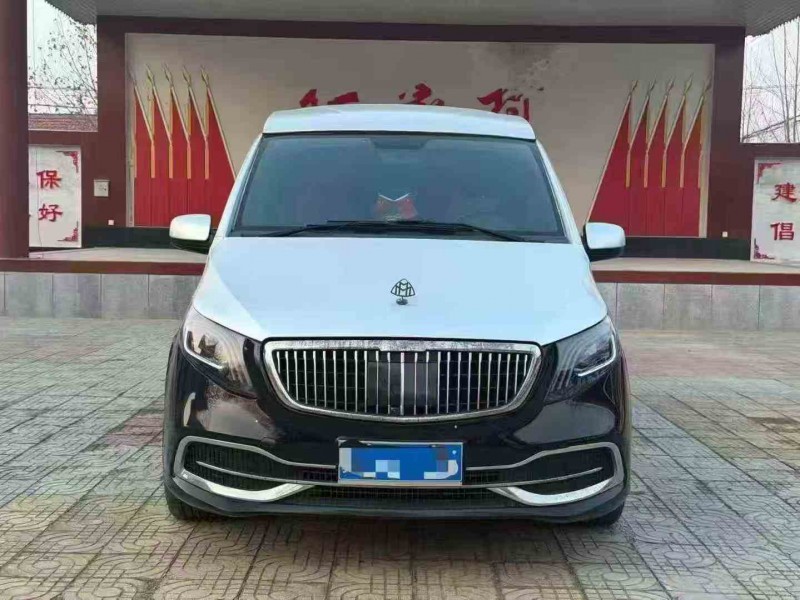 青岛14年奔驰威霆1