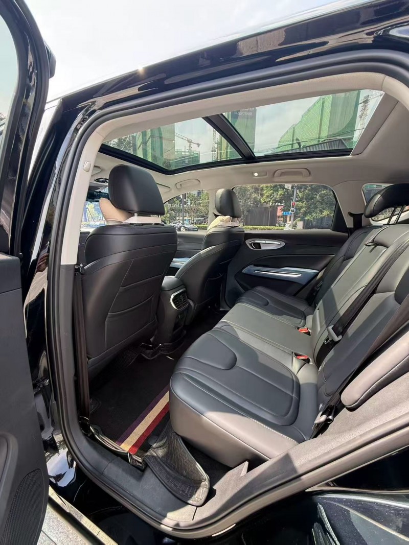 成都24年奔腾T907