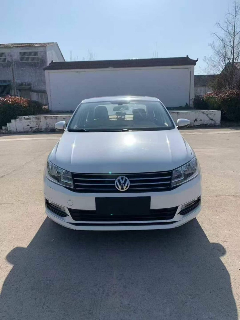 徐州16年大众桑塔纳1