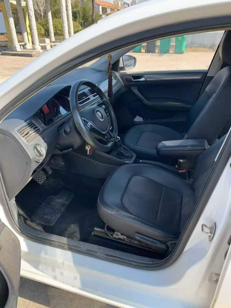 徐州16年大众桑塔纳7