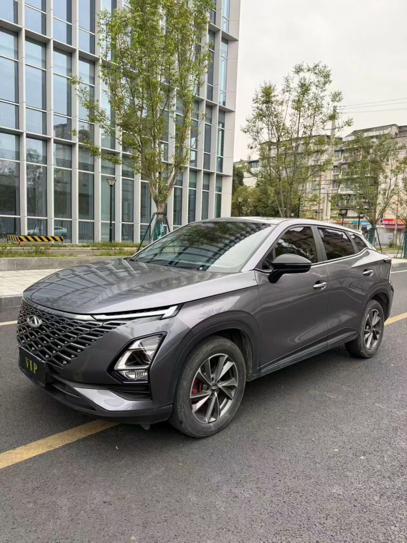 成都24年奇瑞欧萌达3