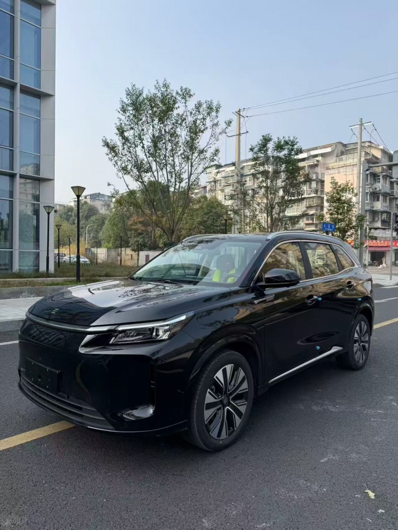 成都26年东风蓝电E54