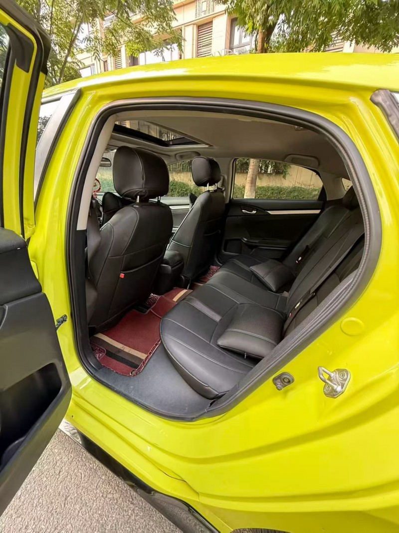 成都19年本田思域9