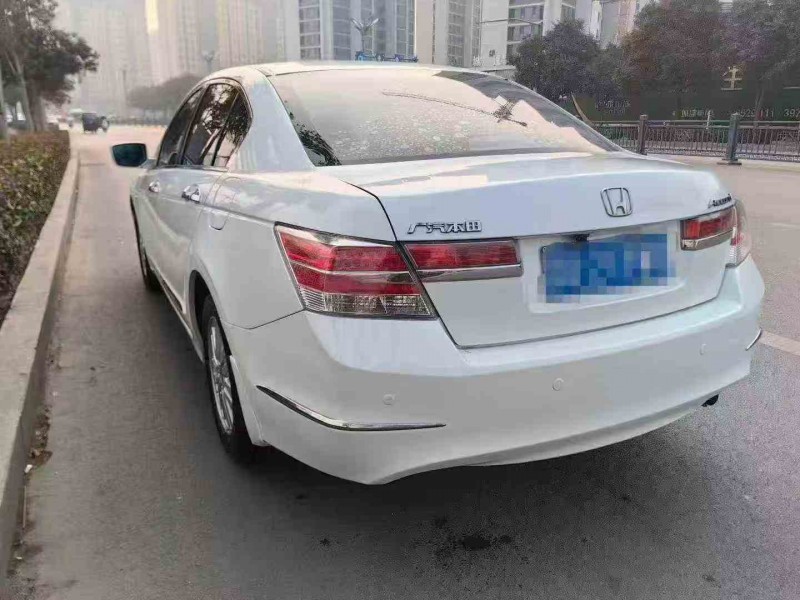 潍坊13年本田雅阁7