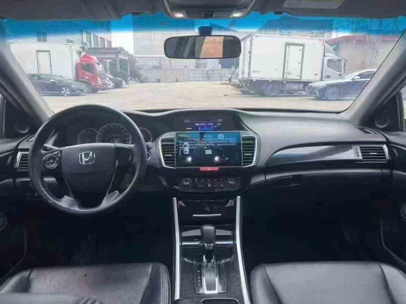 济南19年本田雅阁4