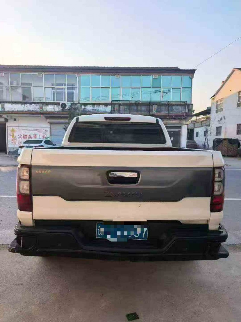 威海23年中兴威狮9