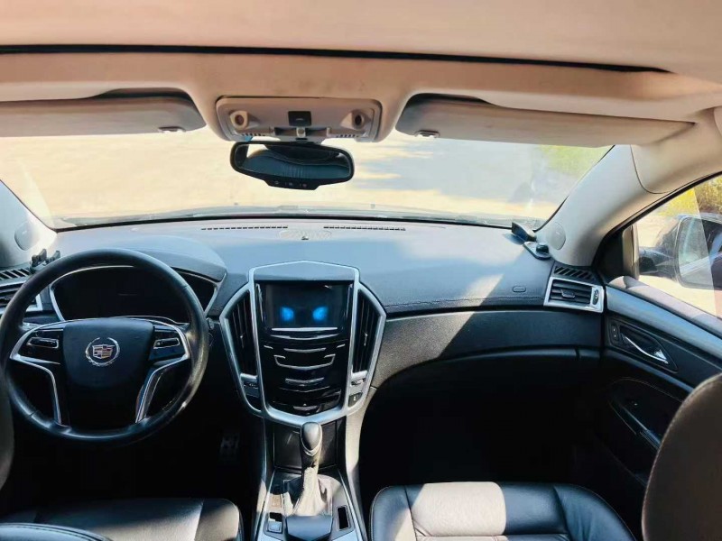 煙臺13年凱迪拉克SRX5