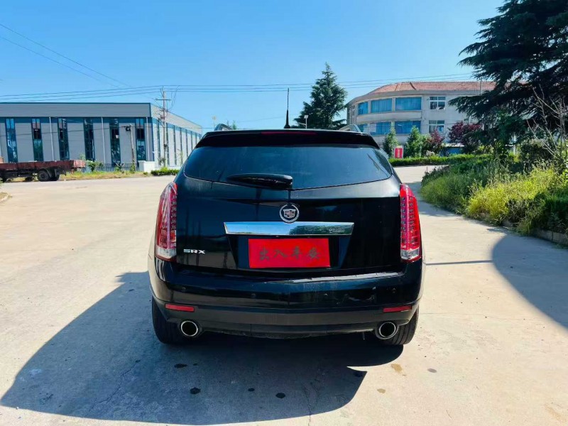 煙臺13年凱迪拉克SRX8