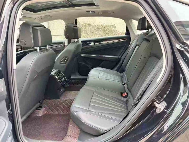 青岛25年大众帕萨特5