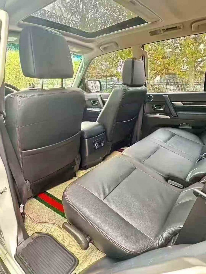 潍坊20年三菱帕杰罗5