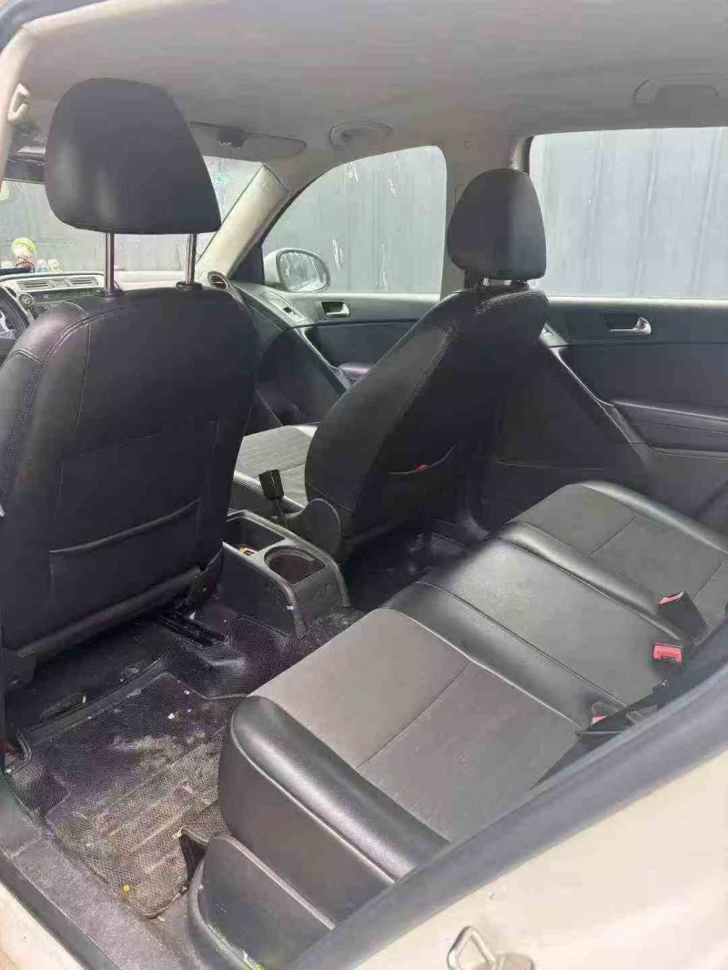 安庆14年大众途观5