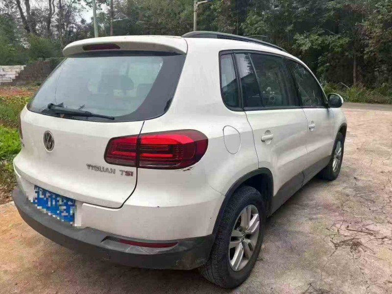 安庆14年大众途观8