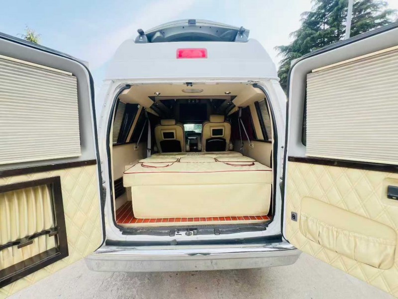 烟台12年福特游艇9