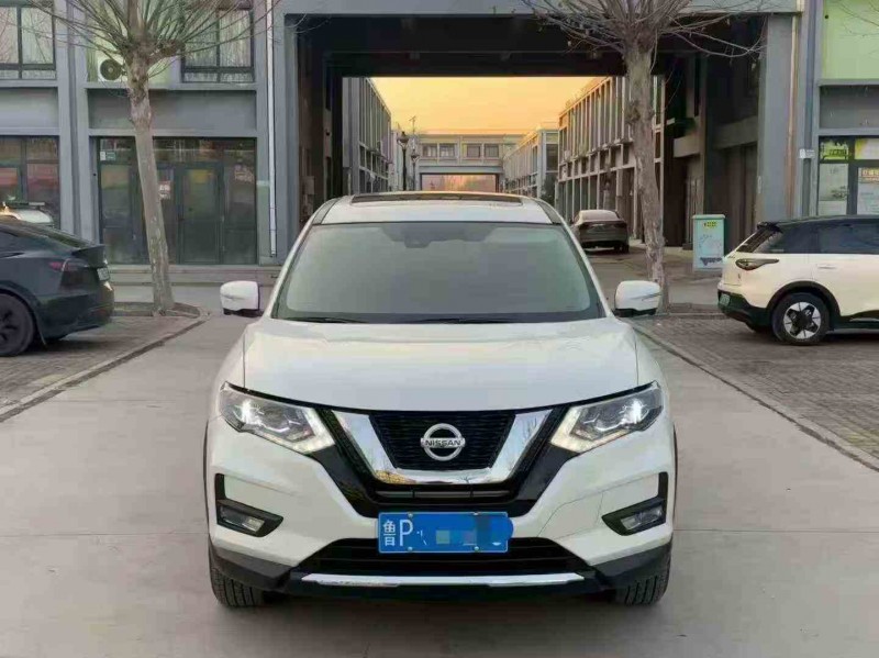 淄博24年日產奇駿1