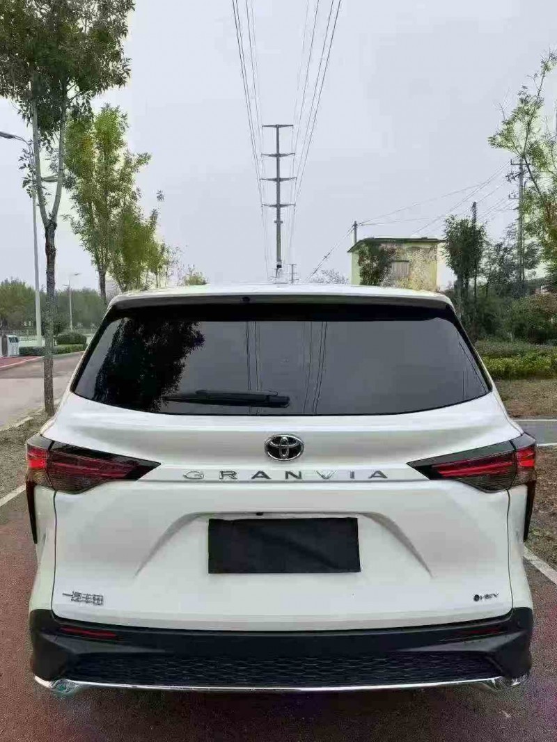東營25年豐田格瑞維亞9