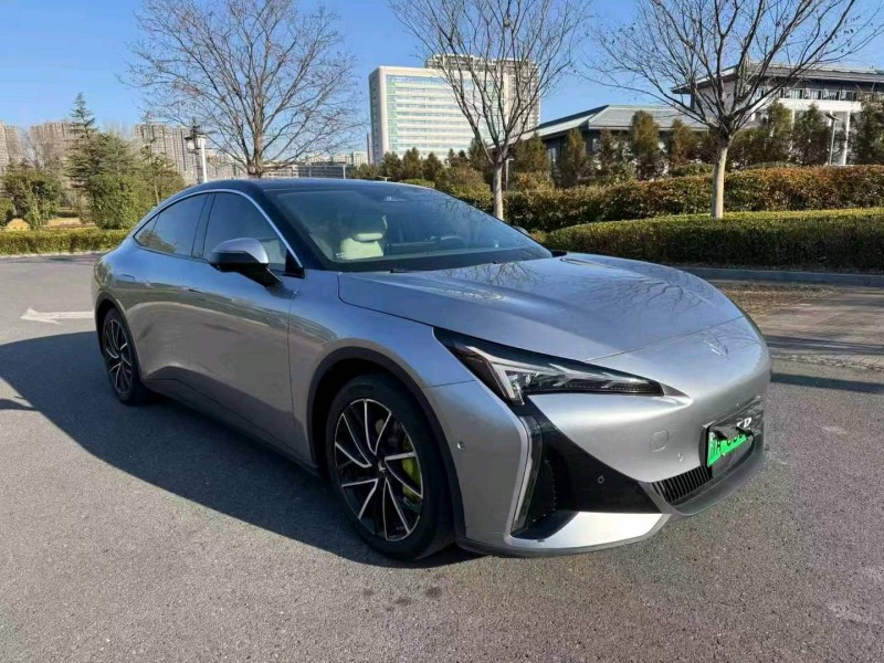 盐城24年极狐汽车阿尔法2